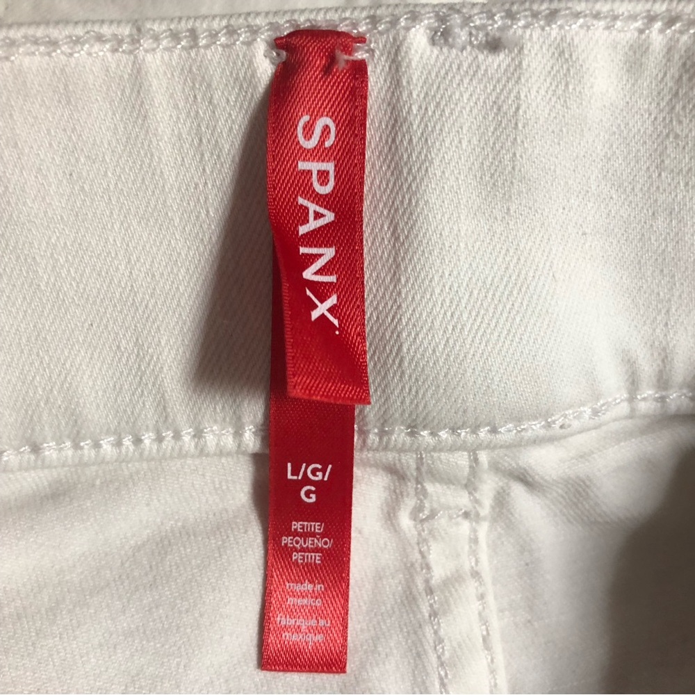 NEW! SPANX White Cropped Wide Leg Jeans - Size Petite Large ↩️ - Picture 8 of 12
